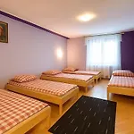 Hostel Bizar Sadowo