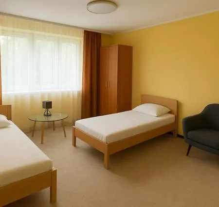 Bizar Hostel Sadowo